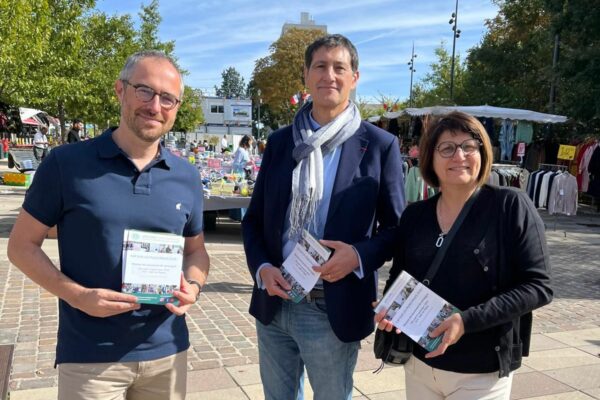 Cap sur les Municipales 2026 Ville de Fontenay-aux-Roses - présence au marché 6 septembre 2025 - Gilles Mergy